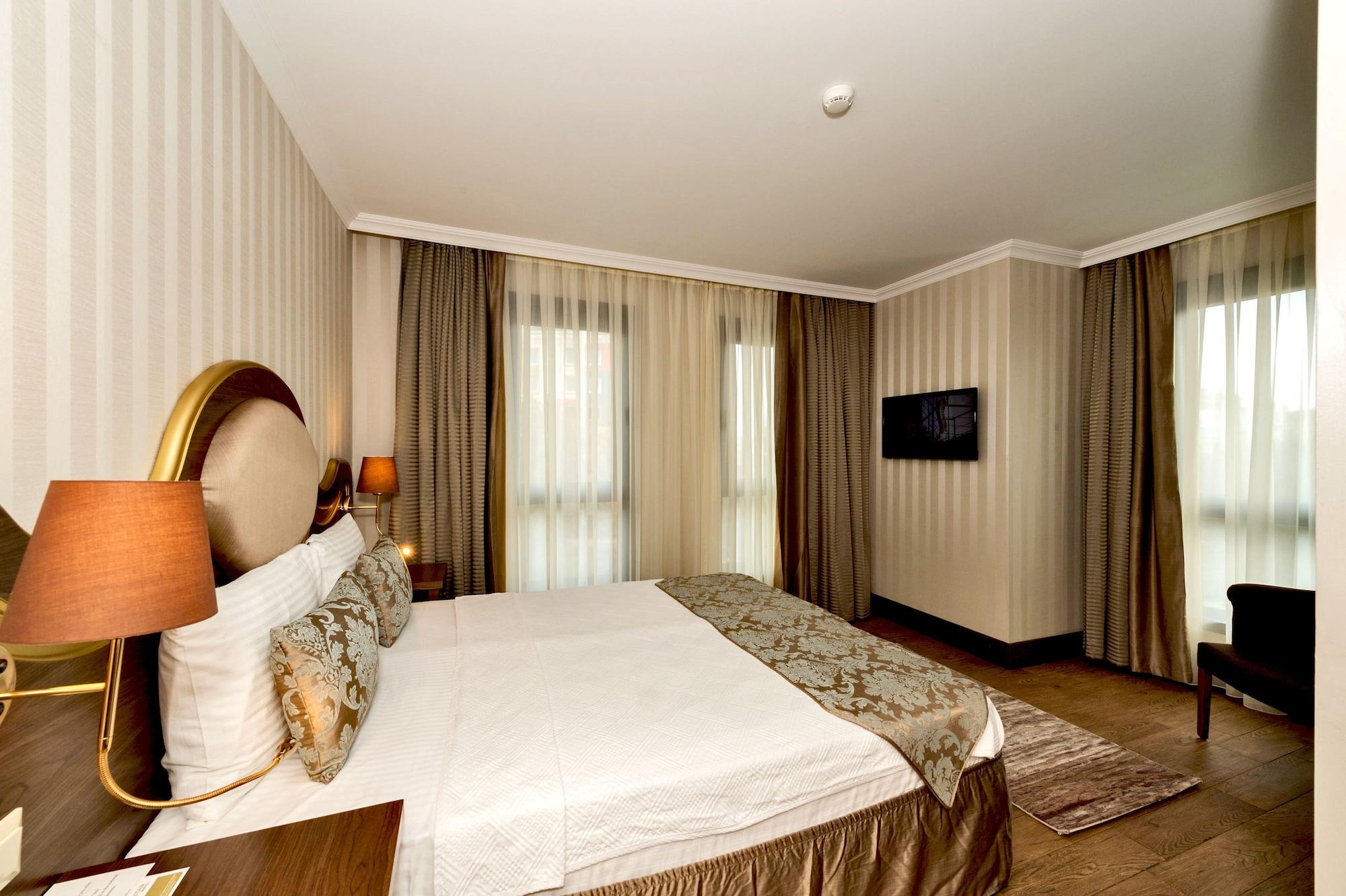 Realstar Hotel 4*