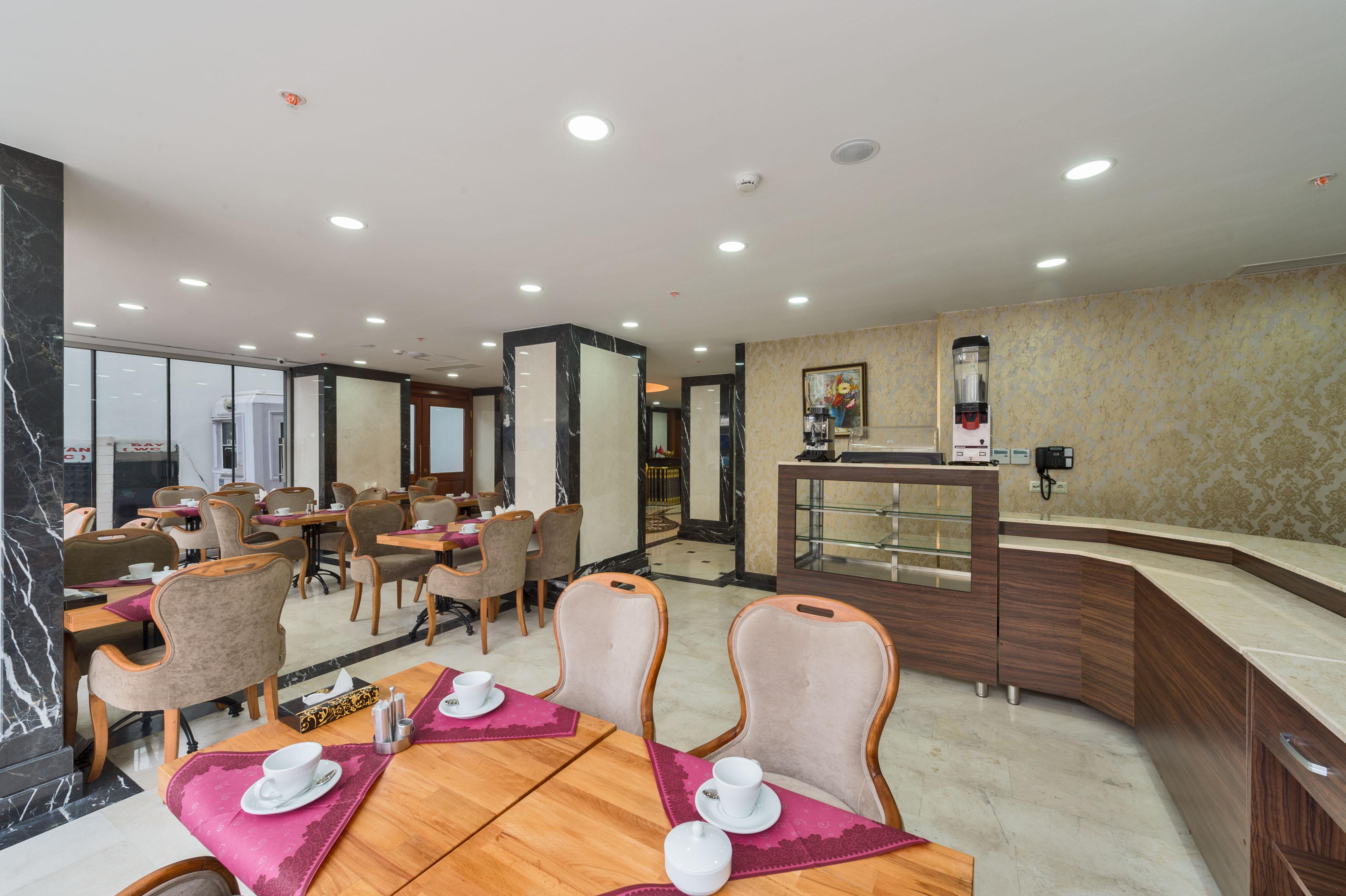 Realstar Hotel