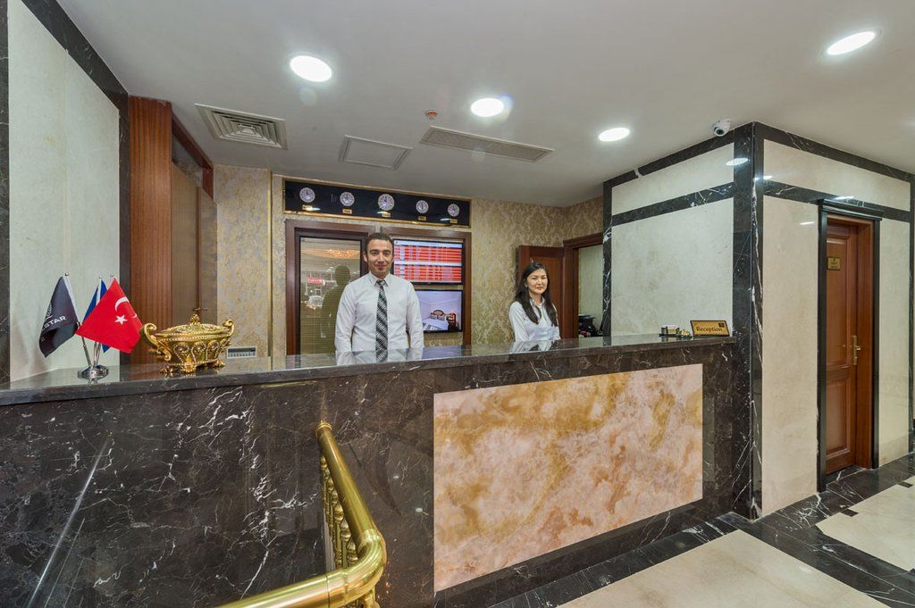 Hotel Realstar