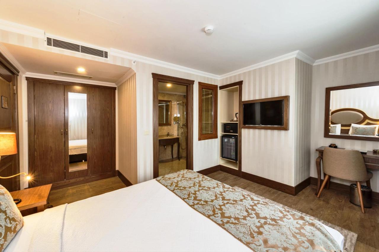 Realstar 4*